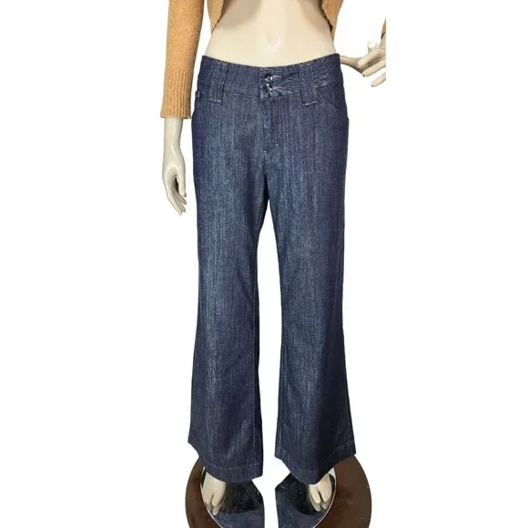 Levi's Dark Wash High-Waisted High Loose Flare Denim Bell Bottom Jeans W…